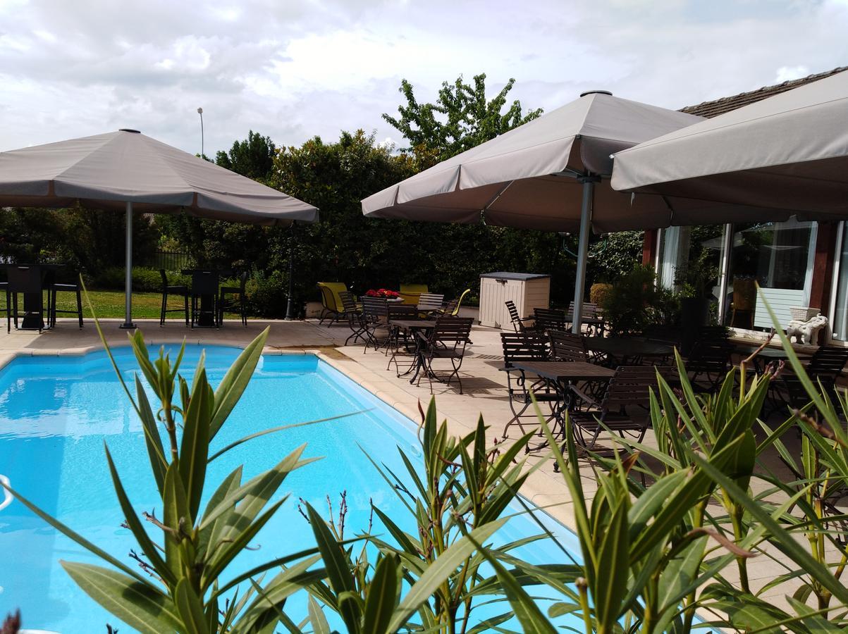 Hotel-Restaurant "La Gremelle" Ladoix-Serrigny Екстериор снимка