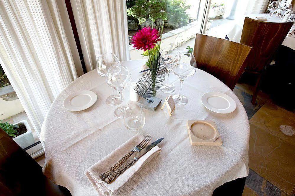 Hotel-Restaurant "La Gremelle" Ladoix-Serrigny Екстериор снимка